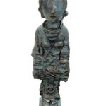 Bronzefigur Mädchen modern – handgefertigte Skulptur im Wachsausschmelzverfahren