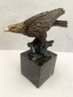 Bronzefigur-Tierfigur-Bronze Adler auf Marmorsockel mit Künstlersignatur – Bild 9