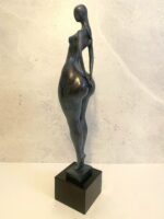 Bronzefigur-72 cm hoher Bronze Akt von Milo mit Künstlersignatur auf Marmorsockel – Bild 7