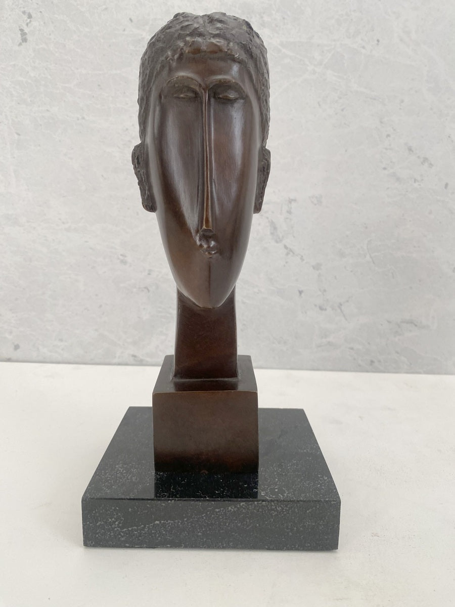 07-ModiglianiKopfBronzefigur-006 Moderne Kunst Modigliani Kopf Büste Bronzefigur mit Künstlersignatur auf Marmorsockel – Bild 1