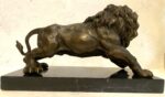 Tierfigur -Bronzefigur Majestätischer Löwe auf Marmorsockel mit Künstlersignatur – Bild 9