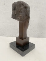 Moderne Kunst Modigliani Kopf Büste Bronzefigur mit Künstlersignatur auf Marmorsockel – Bild 7