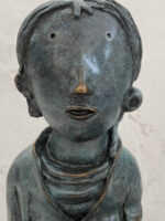 Bronzefigur Mädchen modern – handgefertigte Skulptur im Wachsausschmelzverfahren – Bild 3