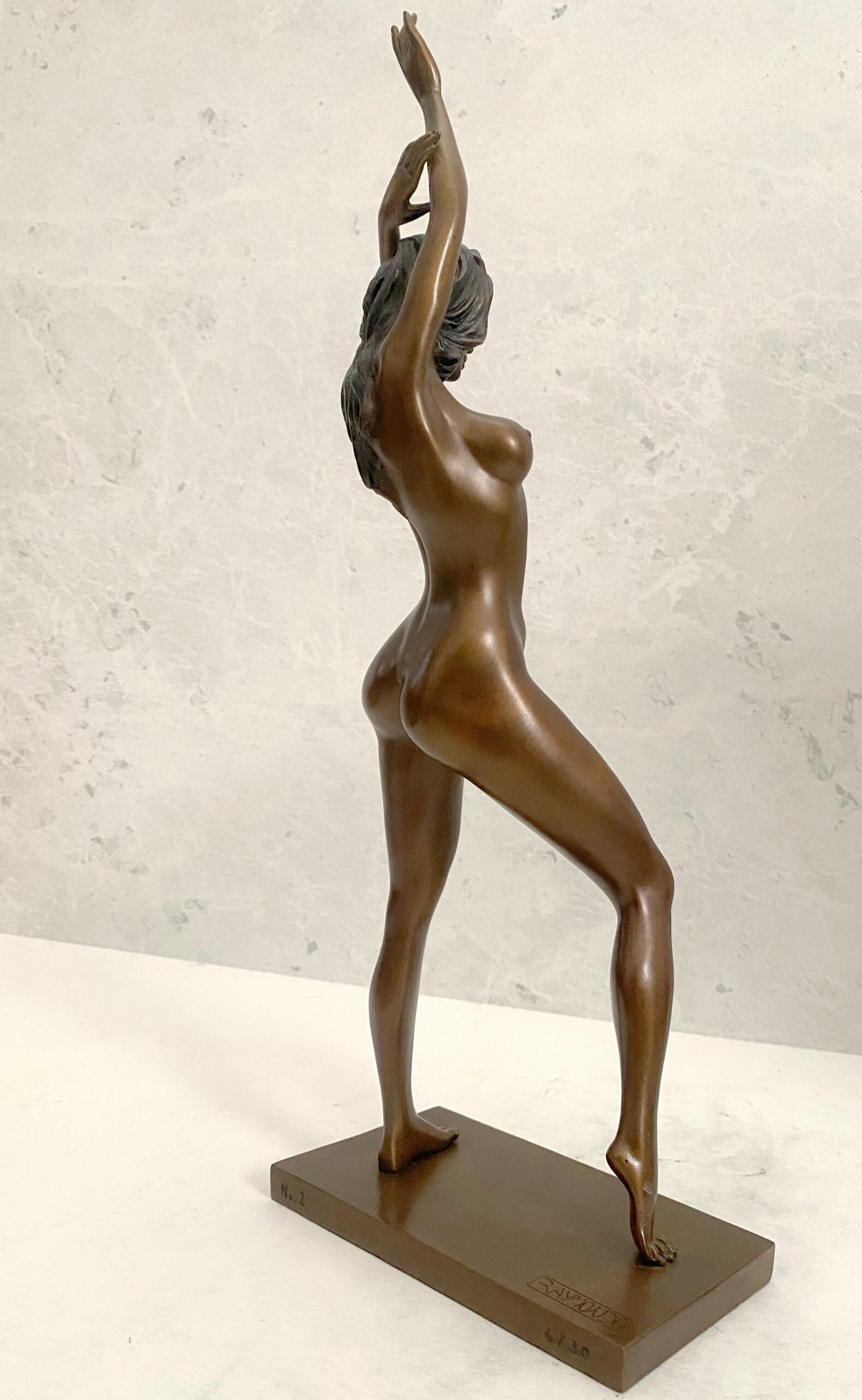 10-Raymondo_Bronze_Akt-022 Bronzefigur - Bronze Akt von Raymondo signiert auf Bronzeplatte – Bild 1