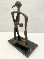 Abstrakte Bronzeskulptur auf Marmorsockel – handgefertigt Wachsausschmelzverfahren – Bild 6