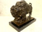 Tierskulptur - Massiver Bison aus Bronze auf Marmorsockel-Bronzefigur – Bild 7