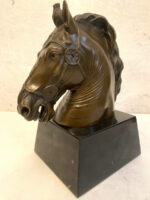 Tierfigur- Bronzeskulptur- Bronze Pferd Büste  auf Marmorsockel – Bild 8