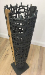 Zeitgenössische Kunst -Abstrakte Bronzeplastik mit geometrischen Formen signiert – Bild 3