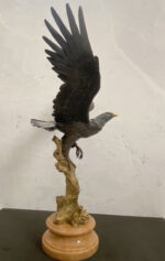 Bronzefigur -Tierfigur -Bronze Adler auf Marmorsockel mit Künstlersignatur – Bild 3