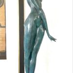 Akt Bronzefigur von Milo Bronzefigur 93 cm hohe Skulptur signiert Milo