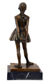 Junge Ballerina in Bronze signiert Degas auf Marmorplatte – Bild 3
