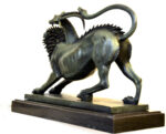Bronzefigur - Chimäre von Arezzo - in  Bronze auf Marmorsockel – Bild 9
