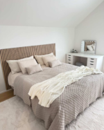 Boxspringbett in Beige 180x200 cm mit 4 cm PU-Schaum-Topper, inkl. Bettbeine in Chrom – Bild 3