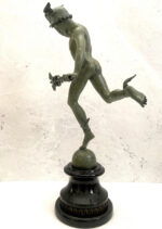 Bronze Skulptur Hermes der Götterbote signiert Giovanni Bologna auf Marmorsockel – Bild 2