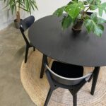 Rickie runder Esstisch - Ø140 cm - Schwarz lackiertes Eichenfurnier – Bild 2