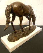 Bronzefigur- Pferd in Bronze nach Pierre Jules Mene auf  Marmorplatte signiert – Bild 6