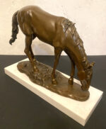 Bronzefigur- Pferd in Bronze nach Pierre Jules Mene auf  Marmorplatte signiert – Bild 7