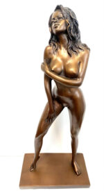Bronzeskulptur-Stilvoller Akt von Raymondo durchlaufend nummeriert 30/30 – Bild 3