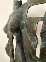 Bronzeskulptur - Moderne Kunst Bronze Akt auf  Eichen Sockel signiert Raymondo – Bild 5