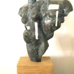 Bronzeskulptur - Moderne Kunst Bronze Akt auf  Eichen Sockel signiert Raymondo