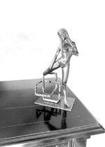 Stilvolle Künstler Bronze Akt auf gemetrischer Abstraktion signiertRaymondo – Bild 17