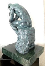 Moderne Kunst -Bronze Statue - Der Denker auf Marmorsockel signiert Rodin – Bild 4