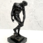 Adam nach Auguste Rodin Bronzefigur Nachguss signiert auf Marmorsockel