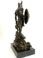 Bronzefigur Bronze Wikinger mit Schwert und Totenkopf Schild auf Marmorplatte – Bild 4